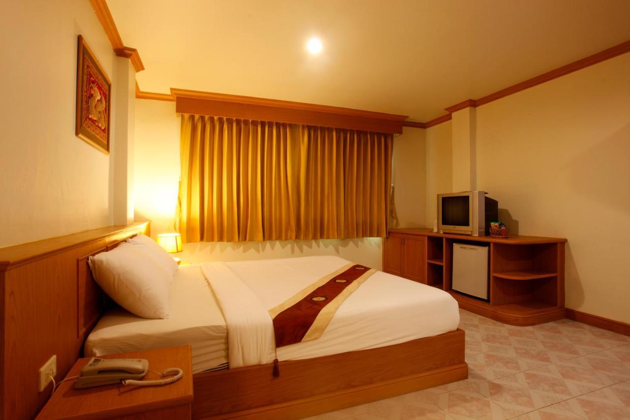 Casa Jip Guesthouse Patong Exterior foto